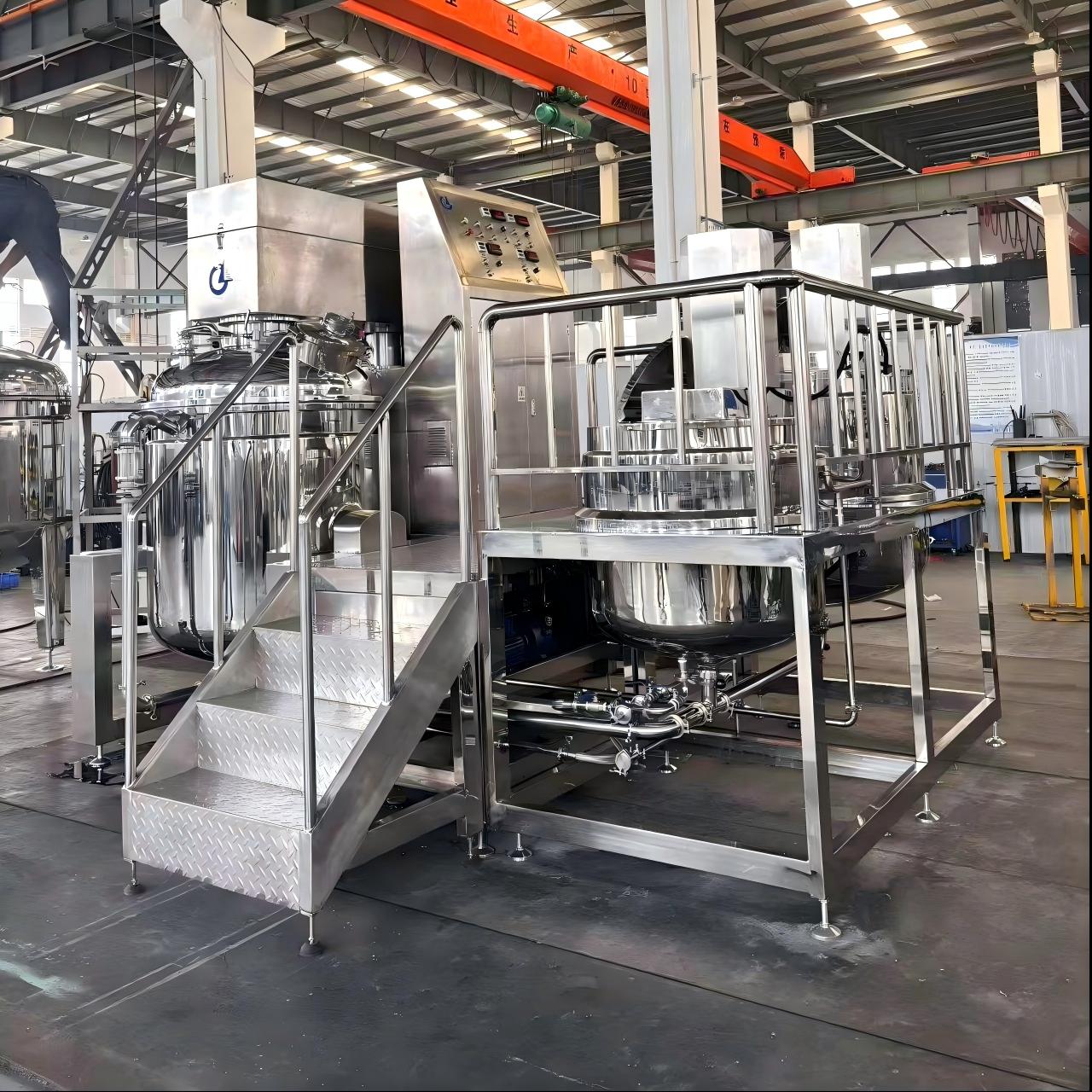 What is the difference between a homogenizing emulsifier and a planetary mixer?